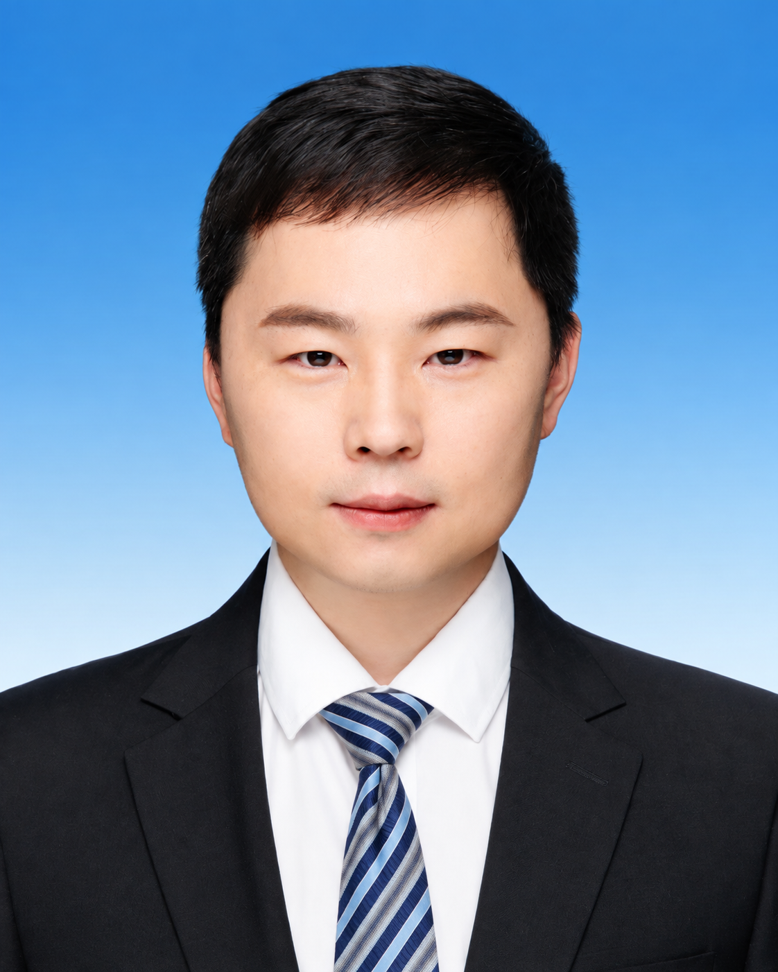 王鹏头像
